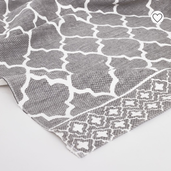 H&M Cotton Rug - Picture 3 of 5